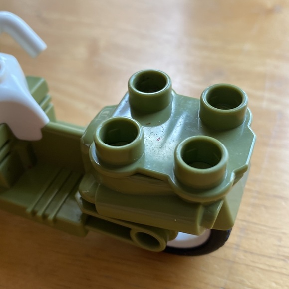 Lego Duplo ARMY GREEN MOTORCYCLE Motorbike Legoville City Harley Motor Cycle - Picture 6 of 6